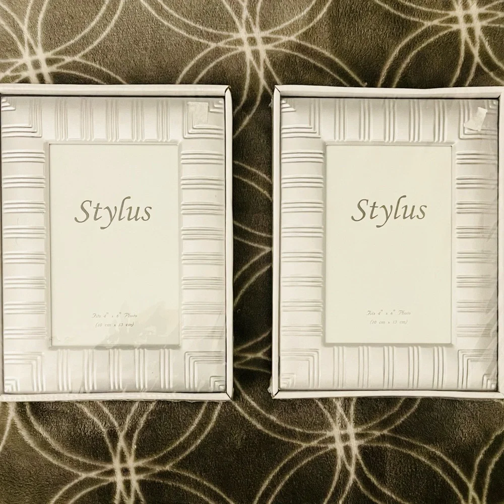Picture frames - Picture 1 of 3